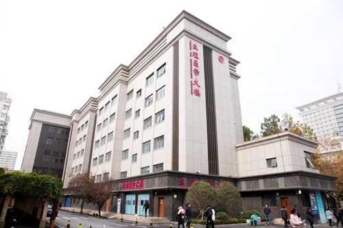 武汉做供卵试管医院强十排名有哪些？武汉借卵生子私立医院哪里最好？